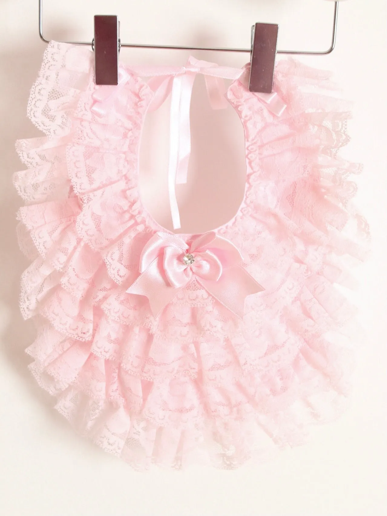 Caramelo Kids Baby Girl pink lace bib