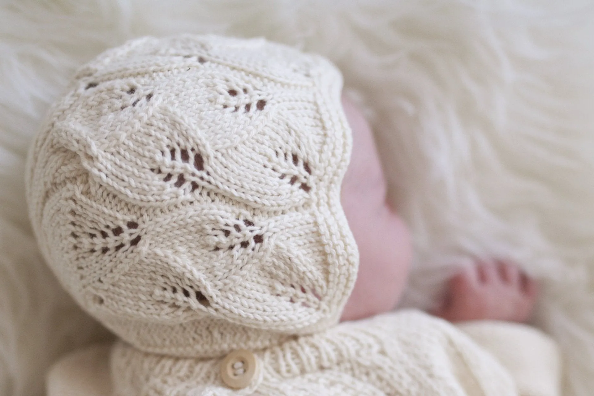 Cotton Leaf Bonnet