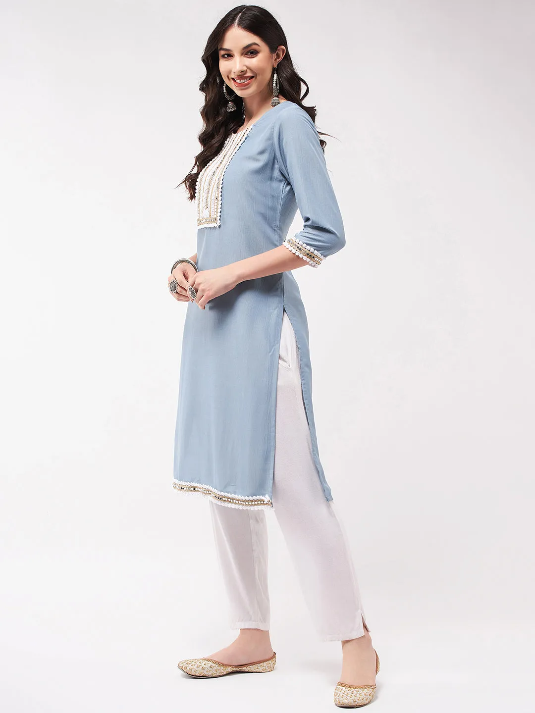 Festive White Embroidered Neck-Patch Kurta With Laces