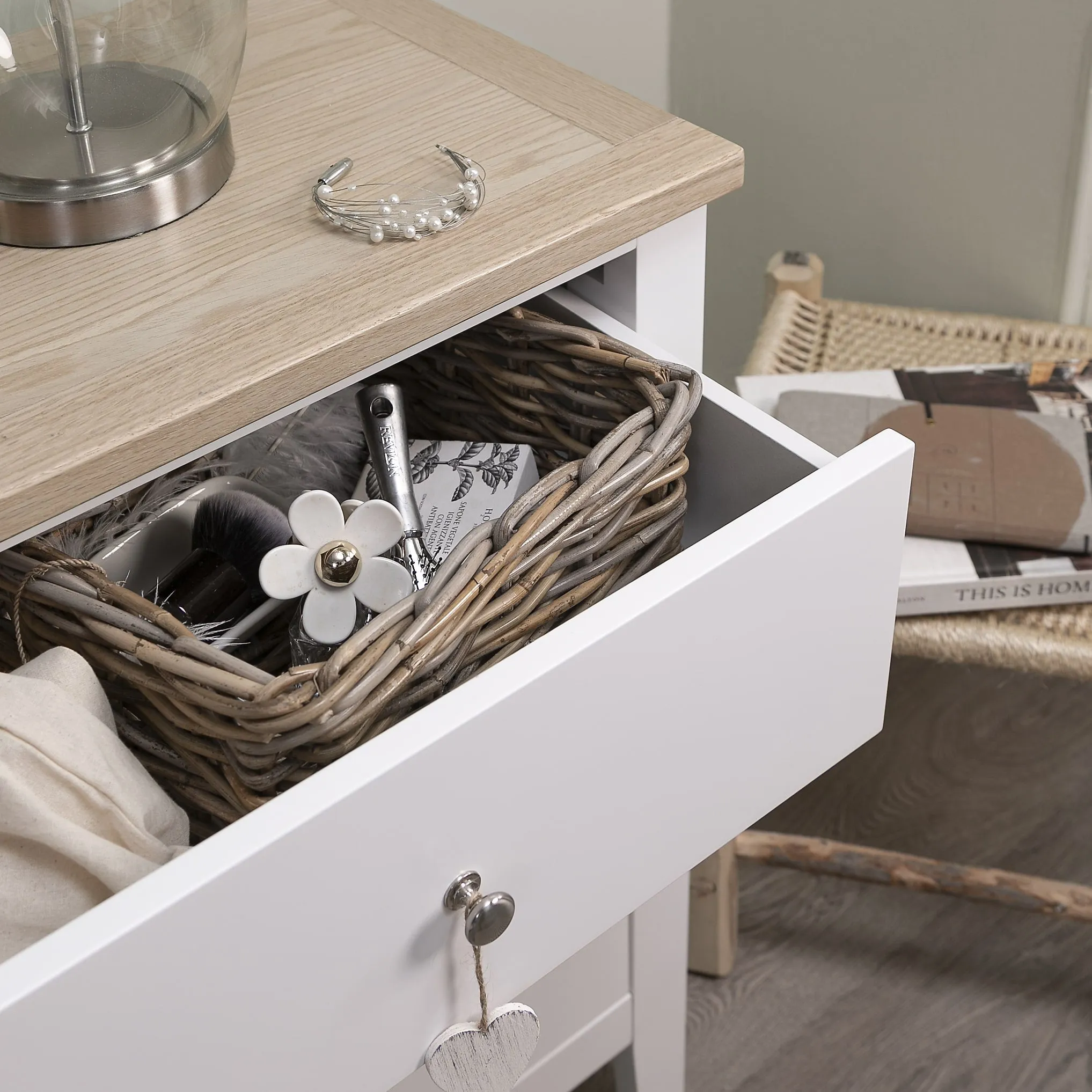 Leines 6 Drawer Chest of Drawers in White & Oak