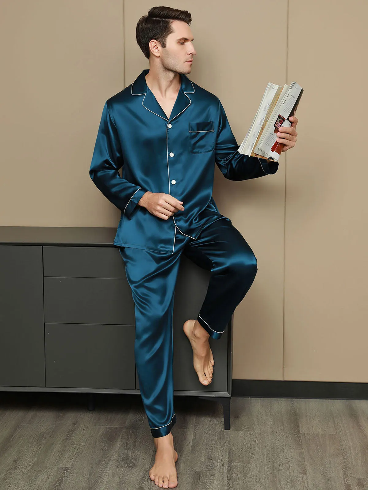 Luxurious Silk Men's Lapel Pyjamas 2Pcs